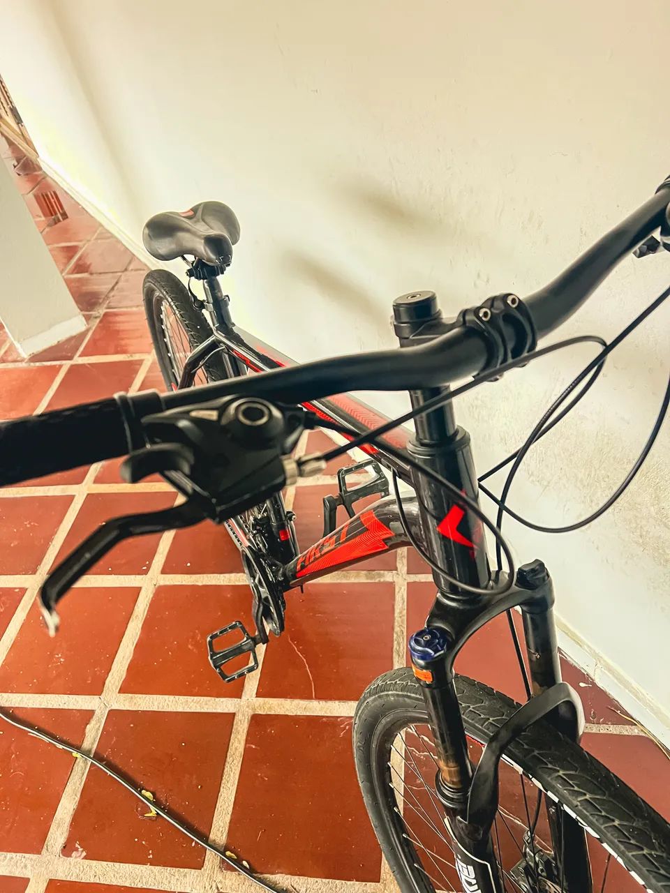Bicicleta First Aro 29 Quadro 21 - Aros Vzan - Foto 2