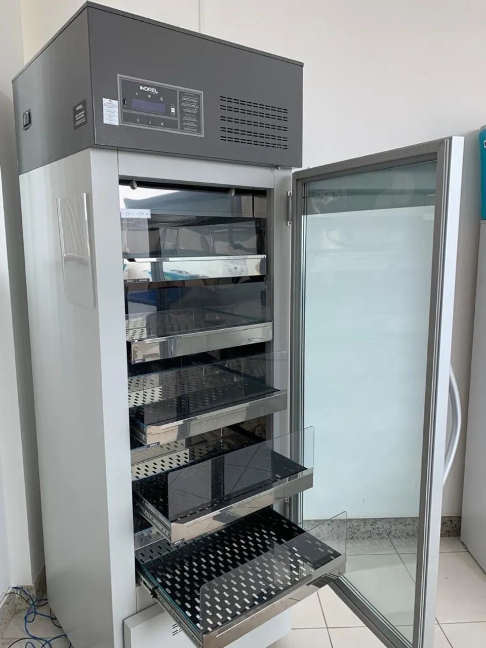 Refrigerador para vacinas INDREL RC 430D - Seminovo  - Foto 4