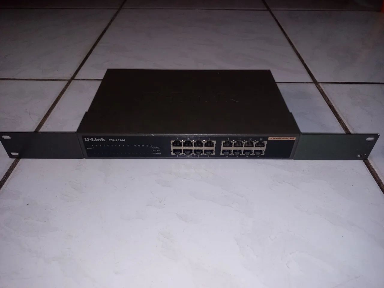 Switch D-Link - DES1016 - Foto 3