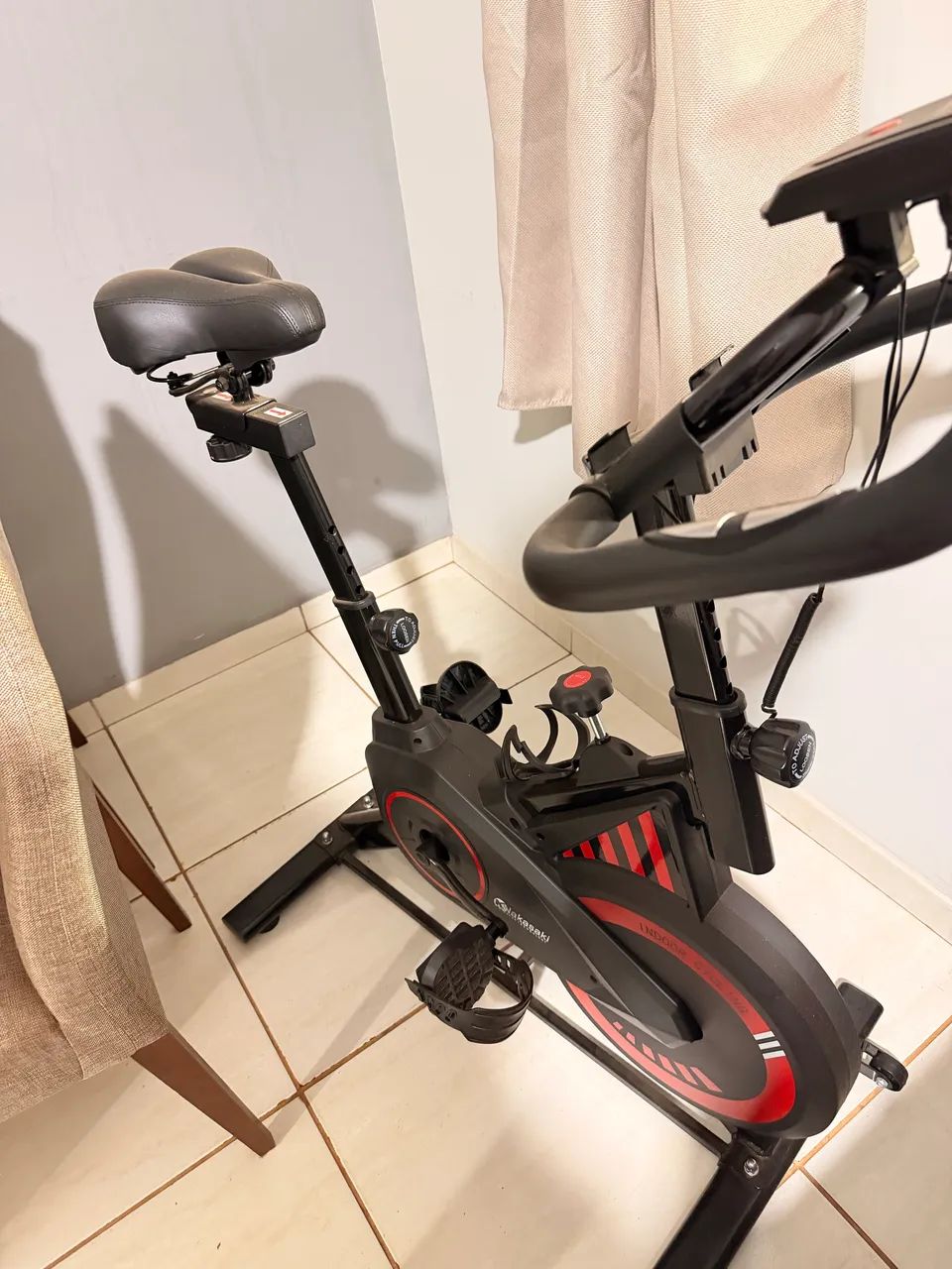 Vende-se bicicleta ergométrica  - Foto 2