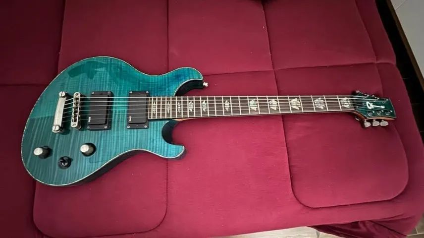 Guitarra Charvel Desolation DC-1 EMG 81-85 - Instrumentos musicais