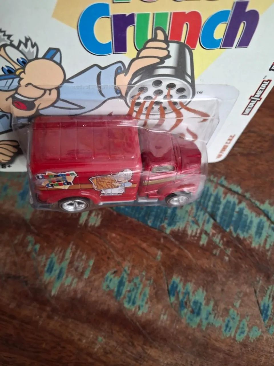 Hot Wheels Premium 49 Ford C.O.E Cinnamon Toast Crunch - Foto 3