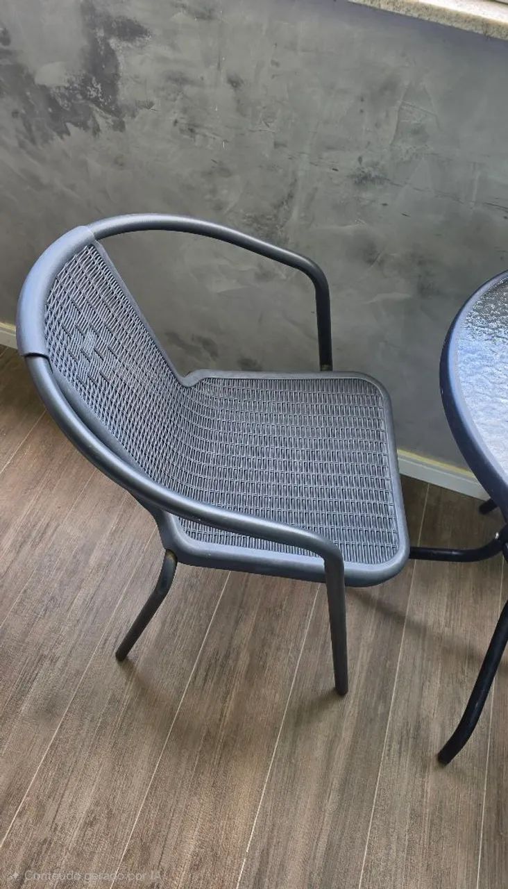 Conjunto- mesa de vidro e 2 cadeiras varanda  - Foto 2