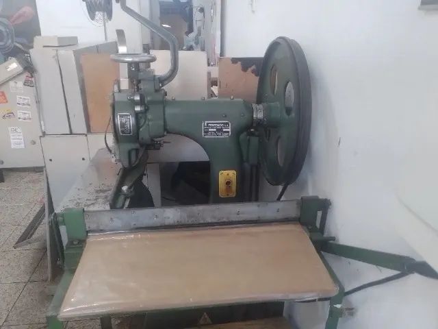Grampeador elétrico e máquina de varetas folhinhas - Foto 2