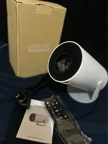 Mini Projetor Portátil HY300 4K | WiFi | Espelha Celular e PC