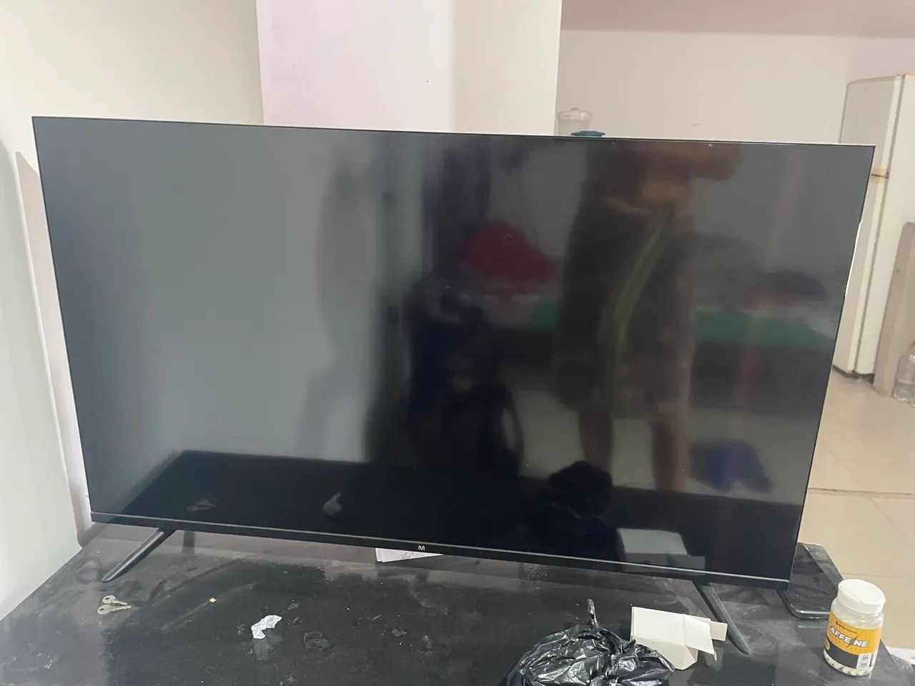 Vende-se tv Multilaser nova 