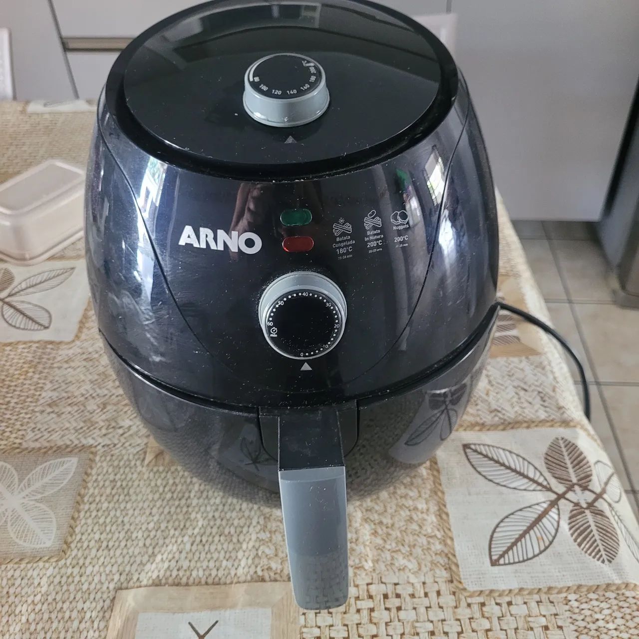 Air fryer arno 