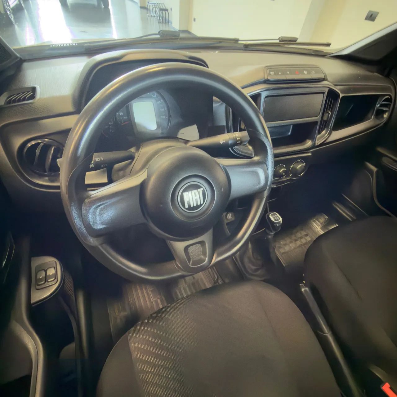 Fiat Strada Endurance 1.4 Flex 8V CS Plus 2023 - Foto 4