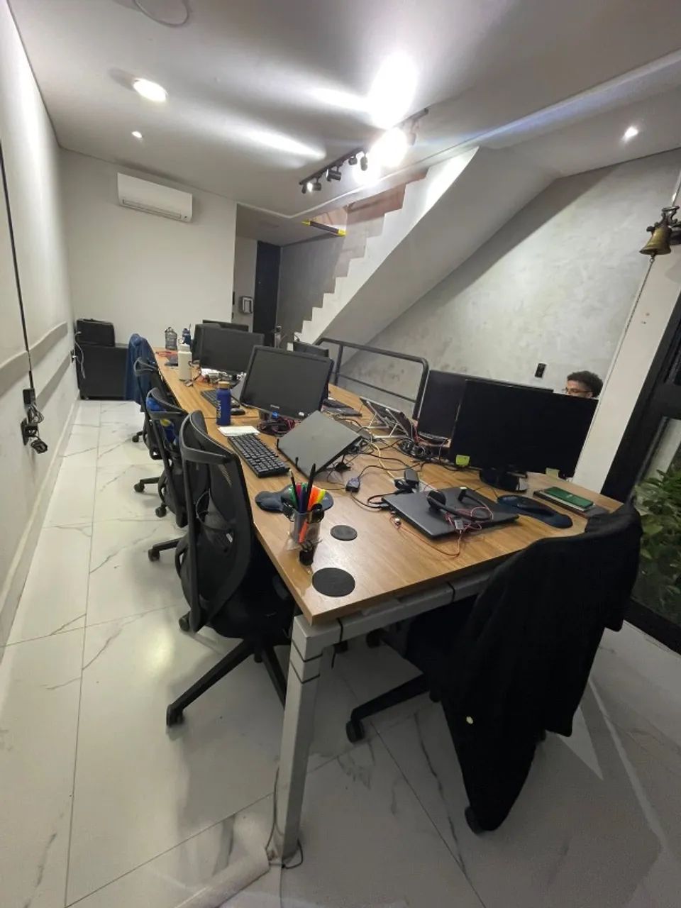 Estação de trabalho / Mesa compartilhada  - Foto 2