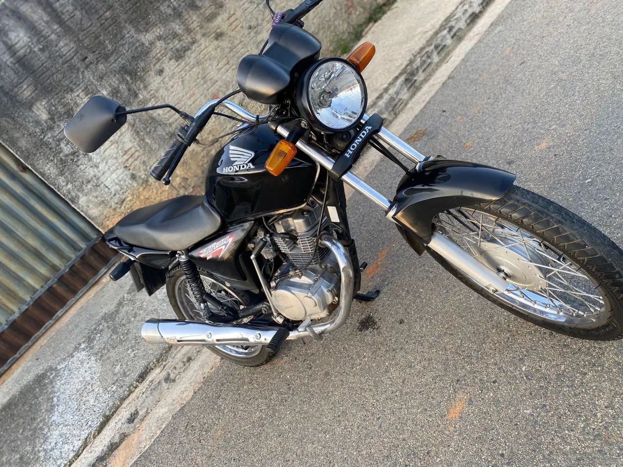 Moto 150 titan KS