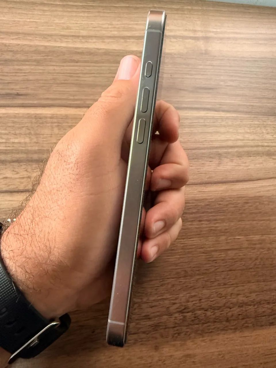 IPHONE 16 PRO MAX 256GB ESTADO DE ZERO - Foto 3