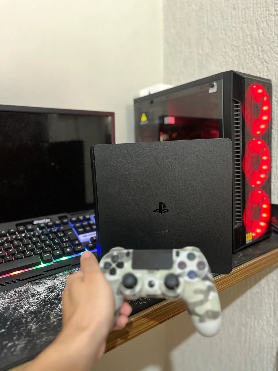 PS4 DESBLOQUEADOOO OPORTUNIDADE - Foto 2