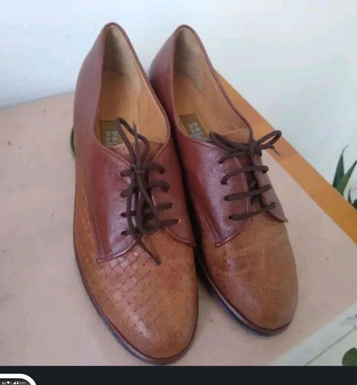 Sapato de couro de feminino 