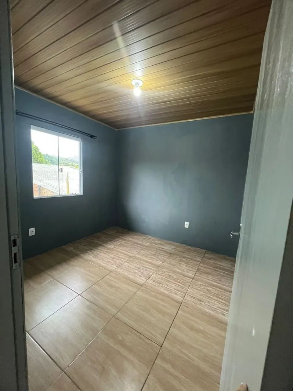 Aluga-se casa sozinha no terreno  - Foto 3