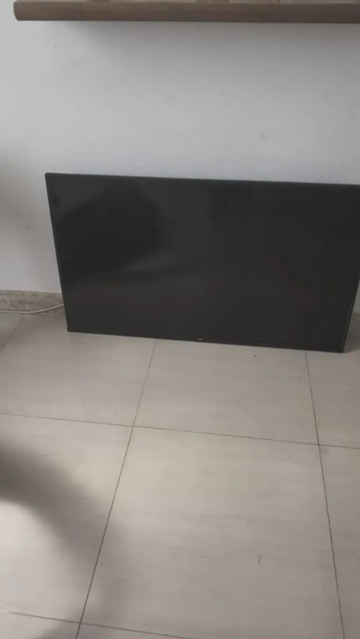 Vendo tv TCL de 50 polegadas 4k smart  - Foto 2