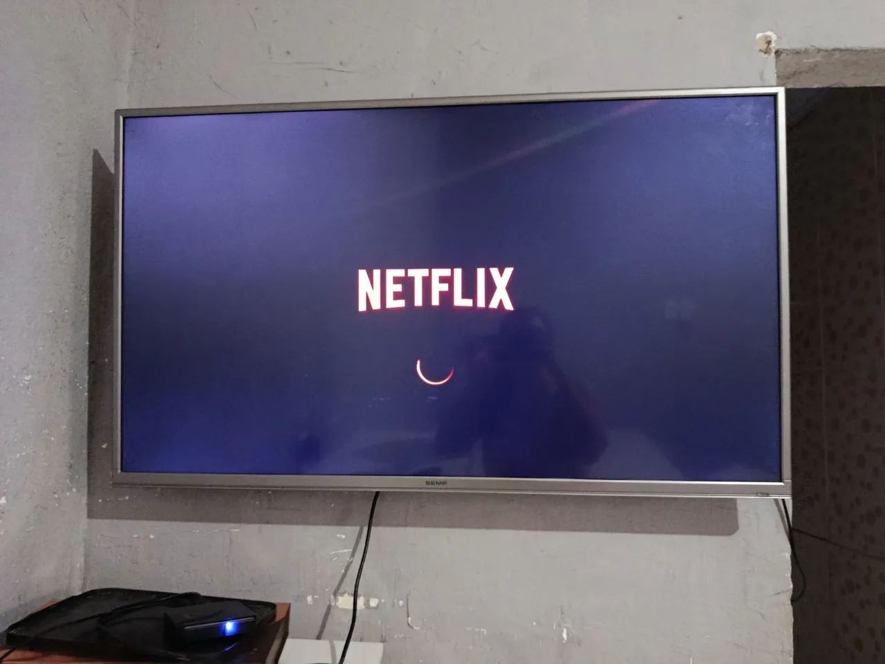  Smart TVs de 43 polegadas da Semp