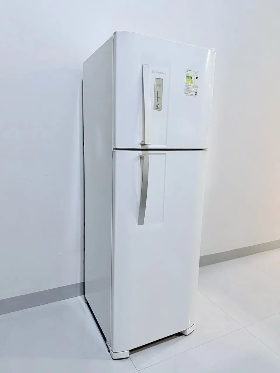 Geladeira Electrolux FrostFree  - Foto 4