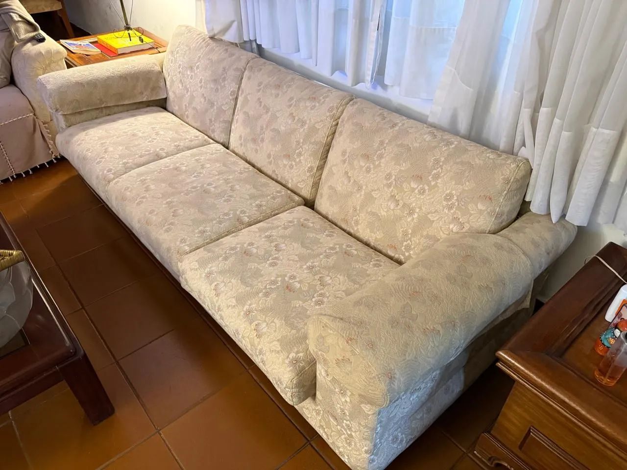 Vendo Sofá de 3 lugares Usado 