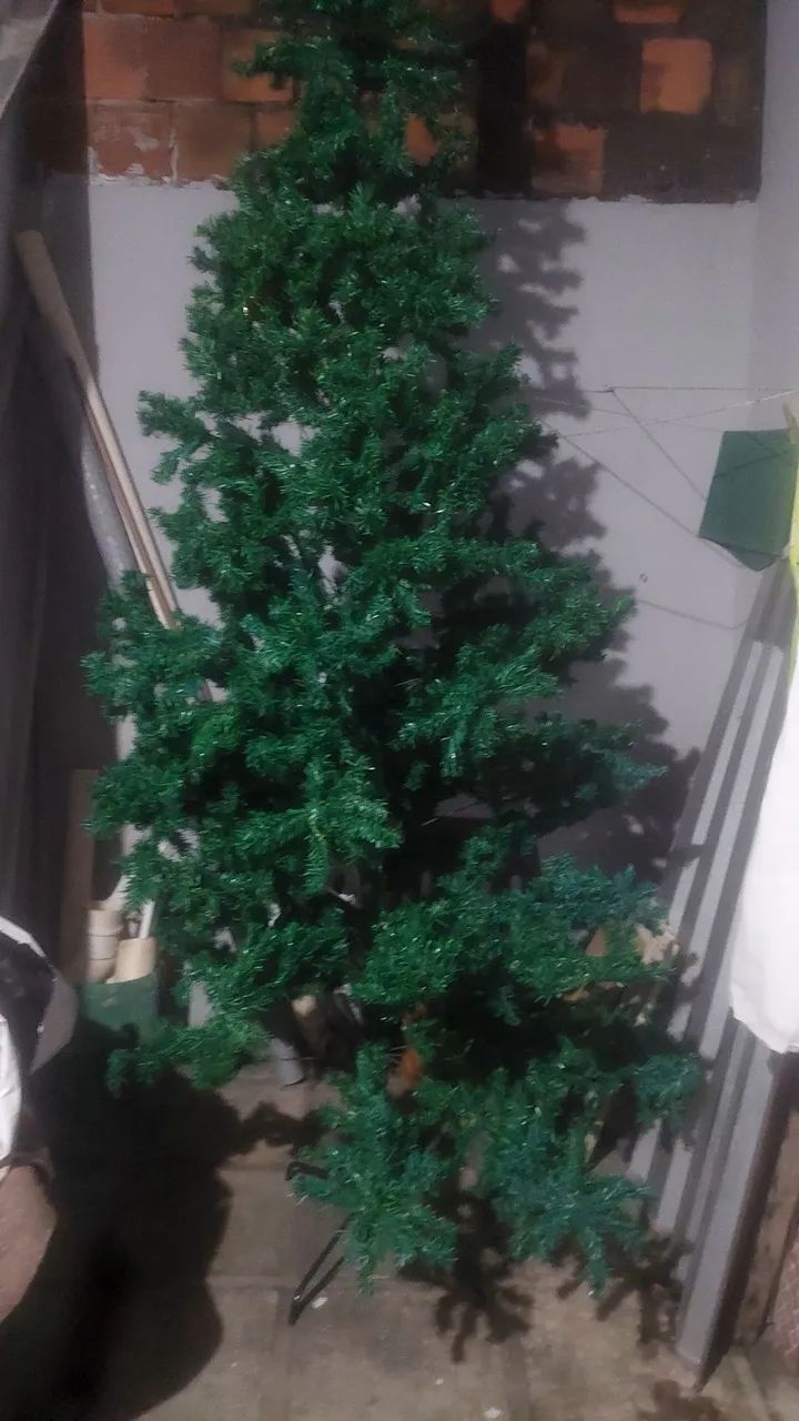 Árvore de Natal grande  - Foto 2