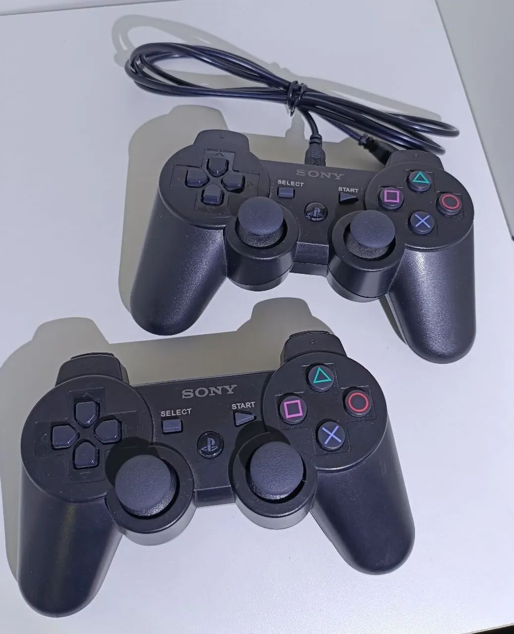 Par controle PS3 primeira linha com um cabo excelente estado pouco uso perfeitos