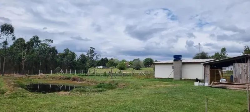 Velleda oferece lindo sítio com boa casa açude a 600 metros do asfalto em Águas Claras - Foto 6