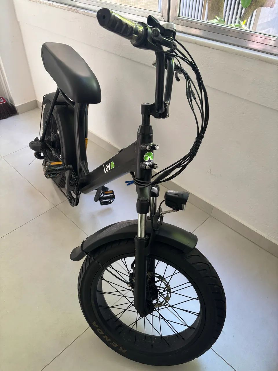 Bicicleta cruiser lev