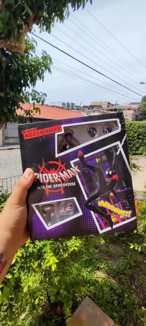 BONECO / ACTION FIGURE MILES MORALES ARANHAVERSO