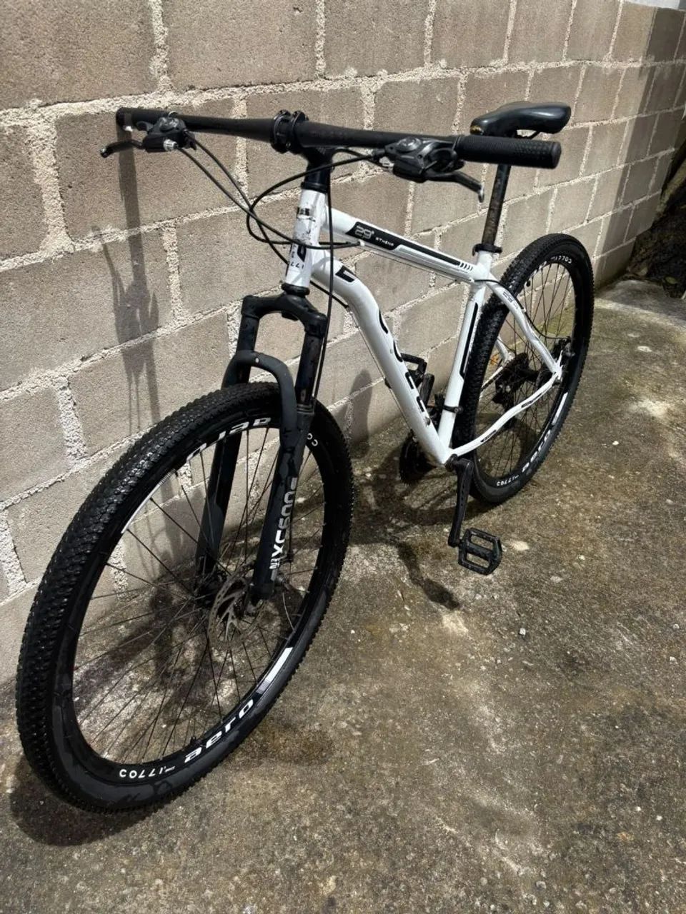 Vendo bicicleta aro 29 - Foto 5