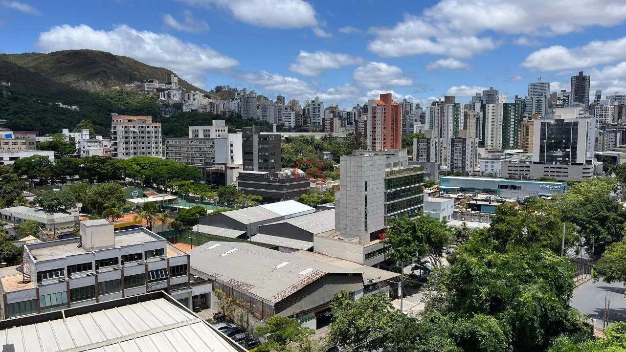 Sala, excelente localização, próximo a todo comercio! - Foto 2