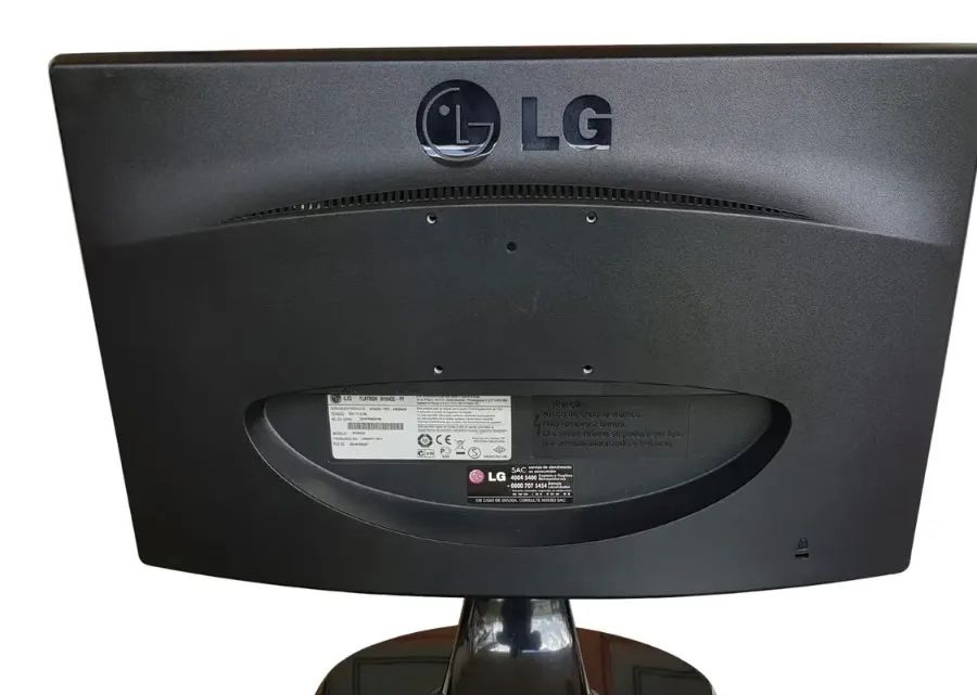 Monitor Lg Flatron W1943c 19  Polegadas Preto - Foto 4