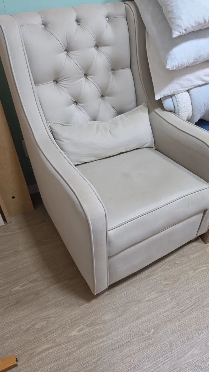 Poltrona de Amamentação com Puff - Foto 2