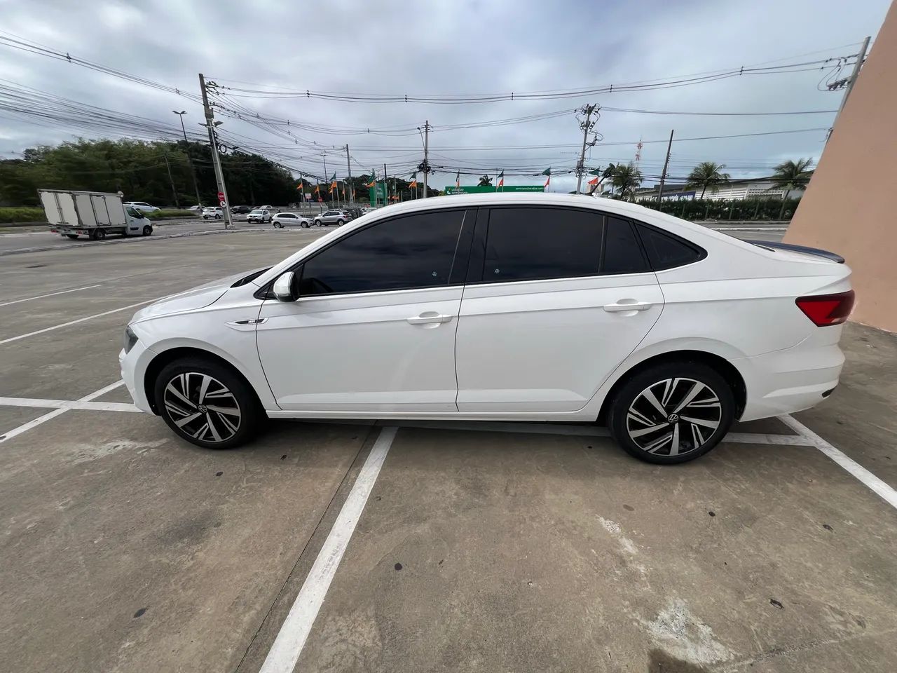 Volkswagen Virtus 1.6 MSI Flex 16V 5P Mec. 2020