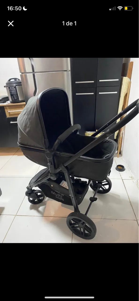 Carrinho de bebê Moisés 