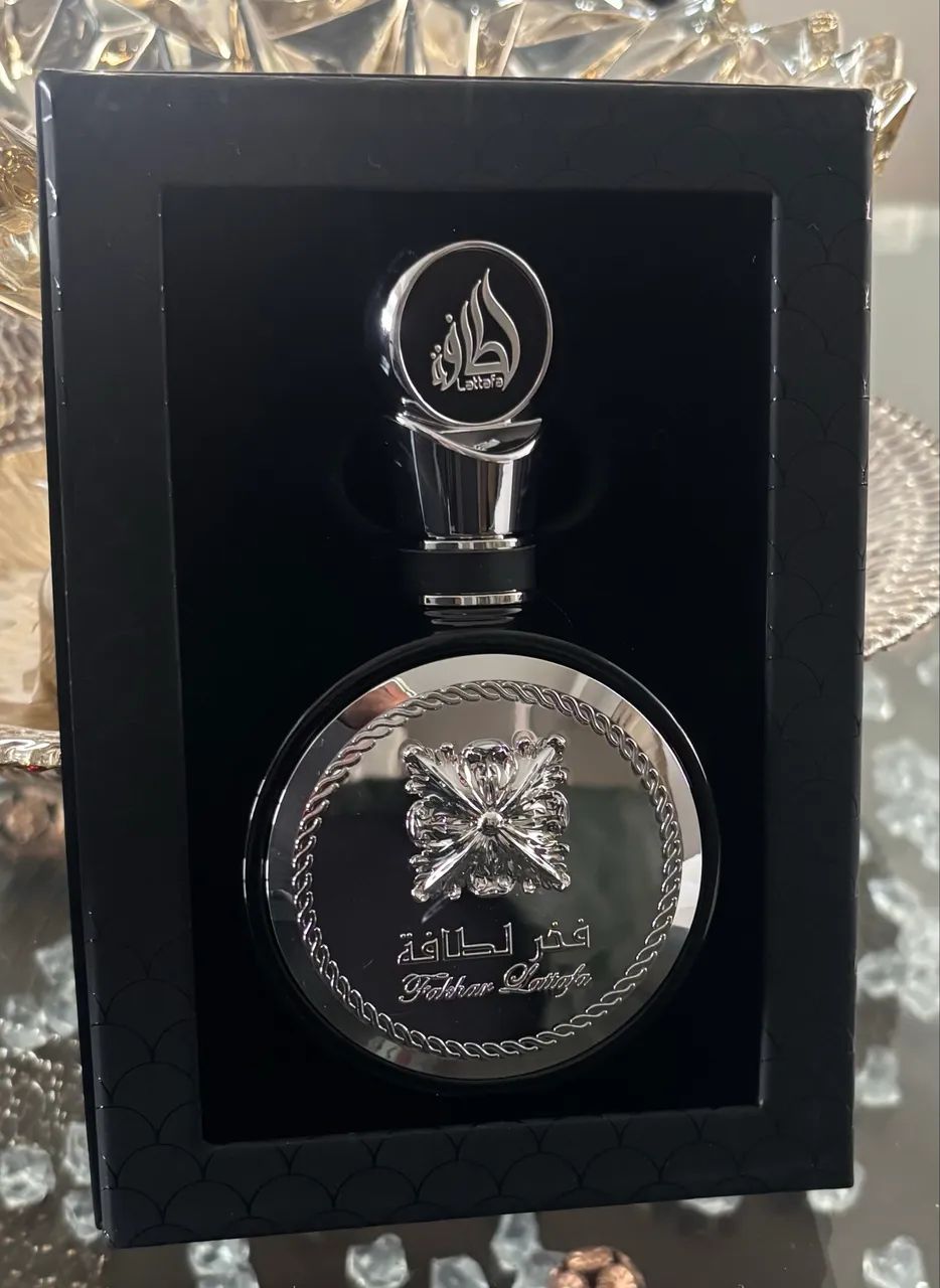 Perfume árabe masculino, Fakhar Black - Eau de Parfum