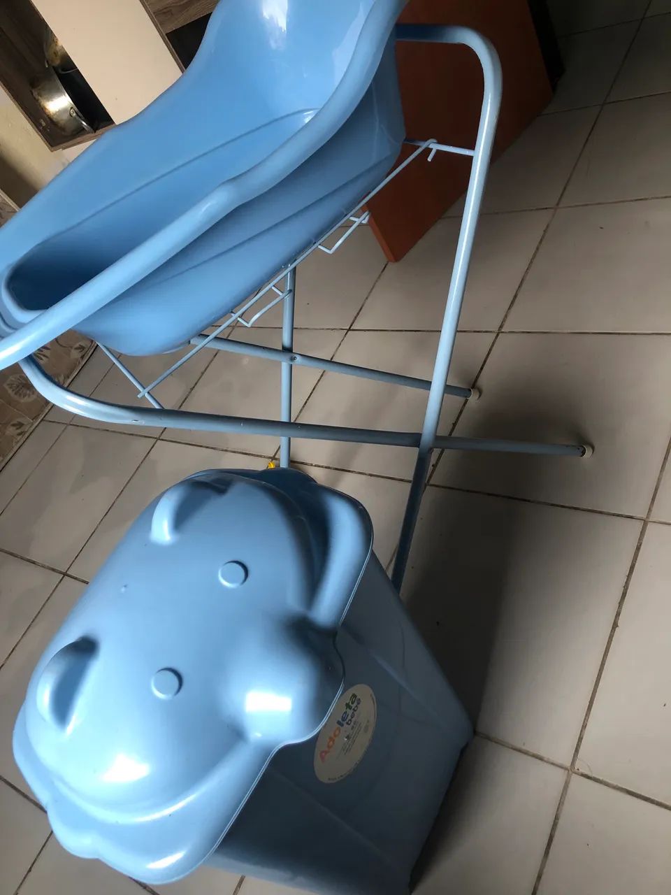 Vendo Berço, banheira suporte e Balde  - Foto 3