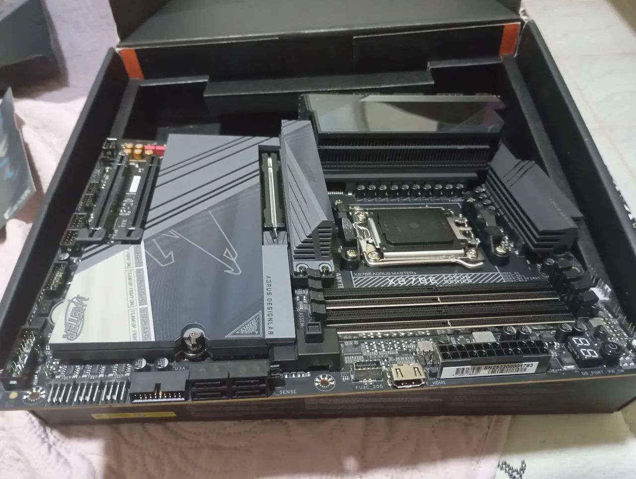 X870e aorus master  - Foto 5