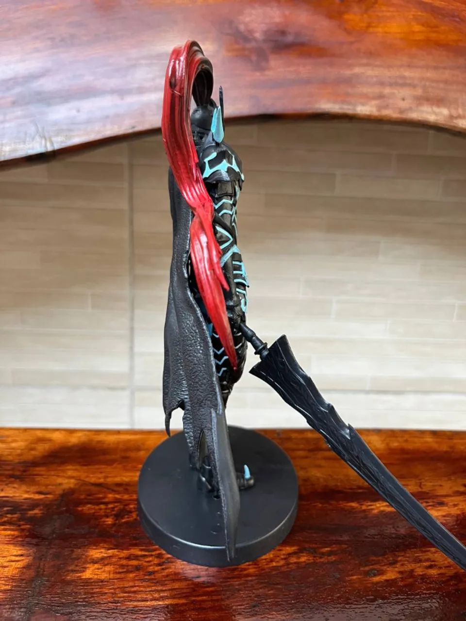 Action Figure Solo Leveling - Igris 21cm - Foto 4