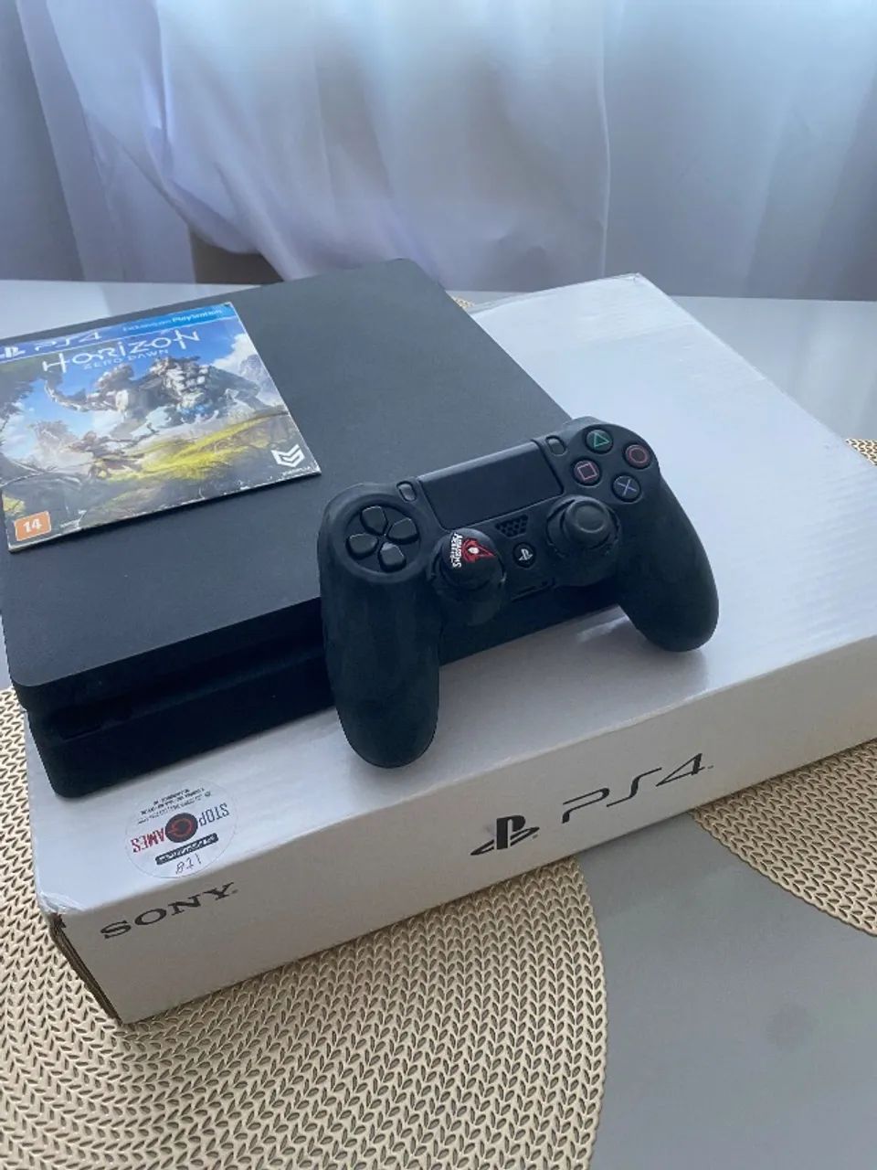 PS4 Slim 1TB - Foto 2