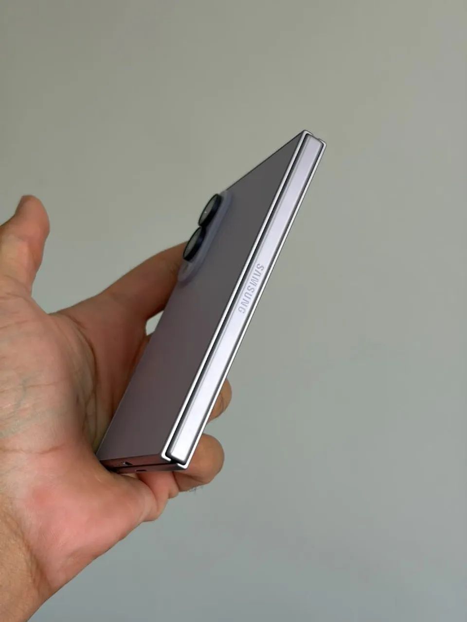 Z FOLD 8  - Foto 3