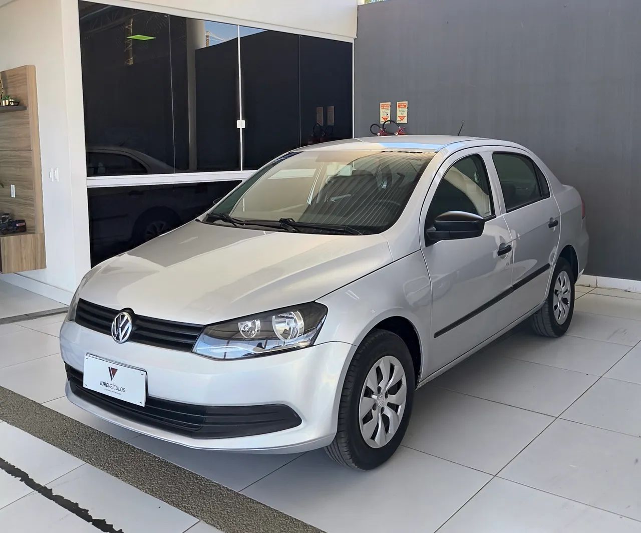 Volkswagen Voyage VOYAGE  Trendline 1.0 T.Flex 8V 4p 2016