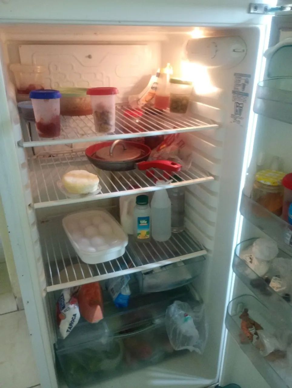 Vendo esta geladeira funcionando perfeitamente - Foto 3