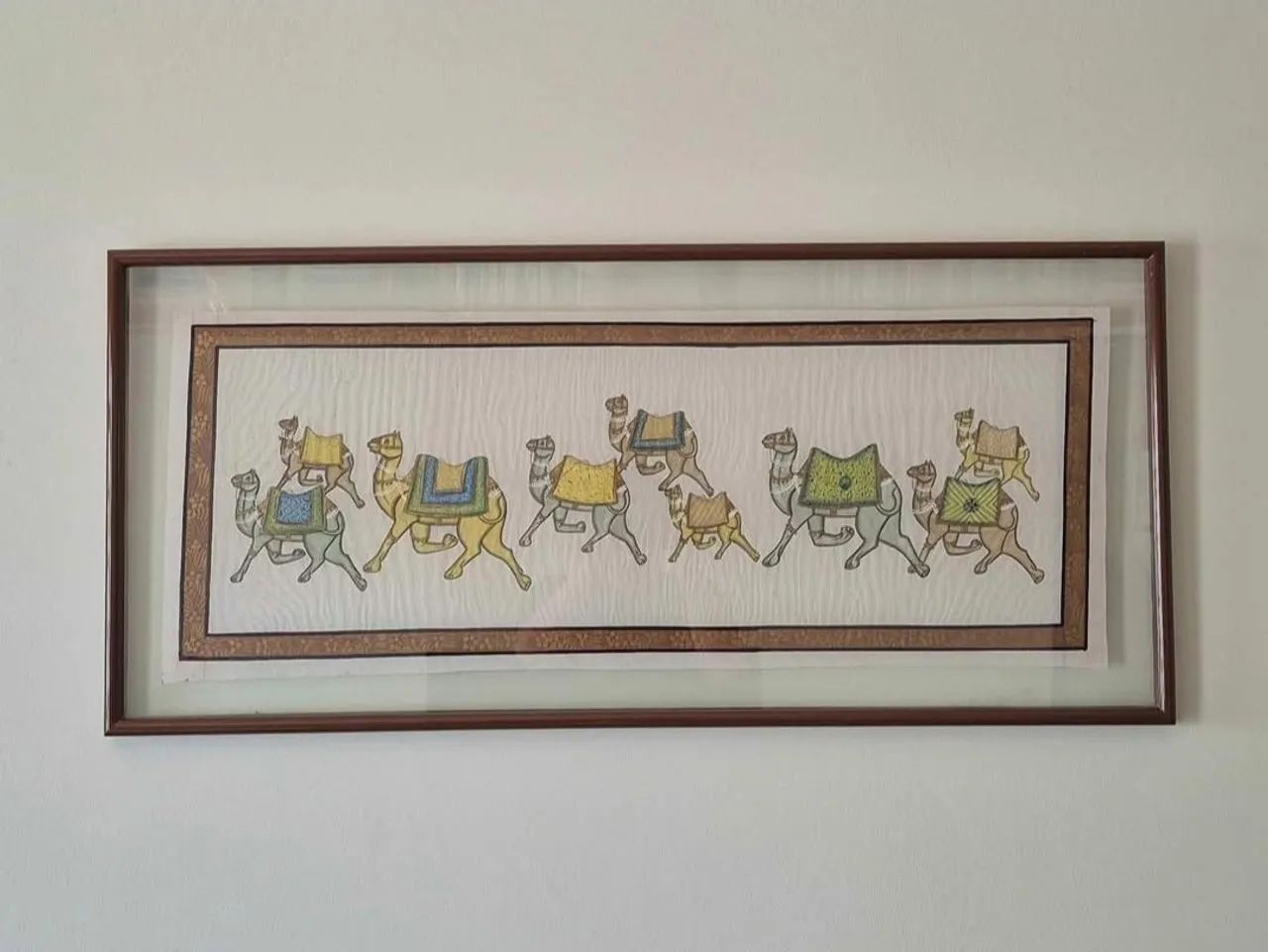 Quadro longo retangular camelos