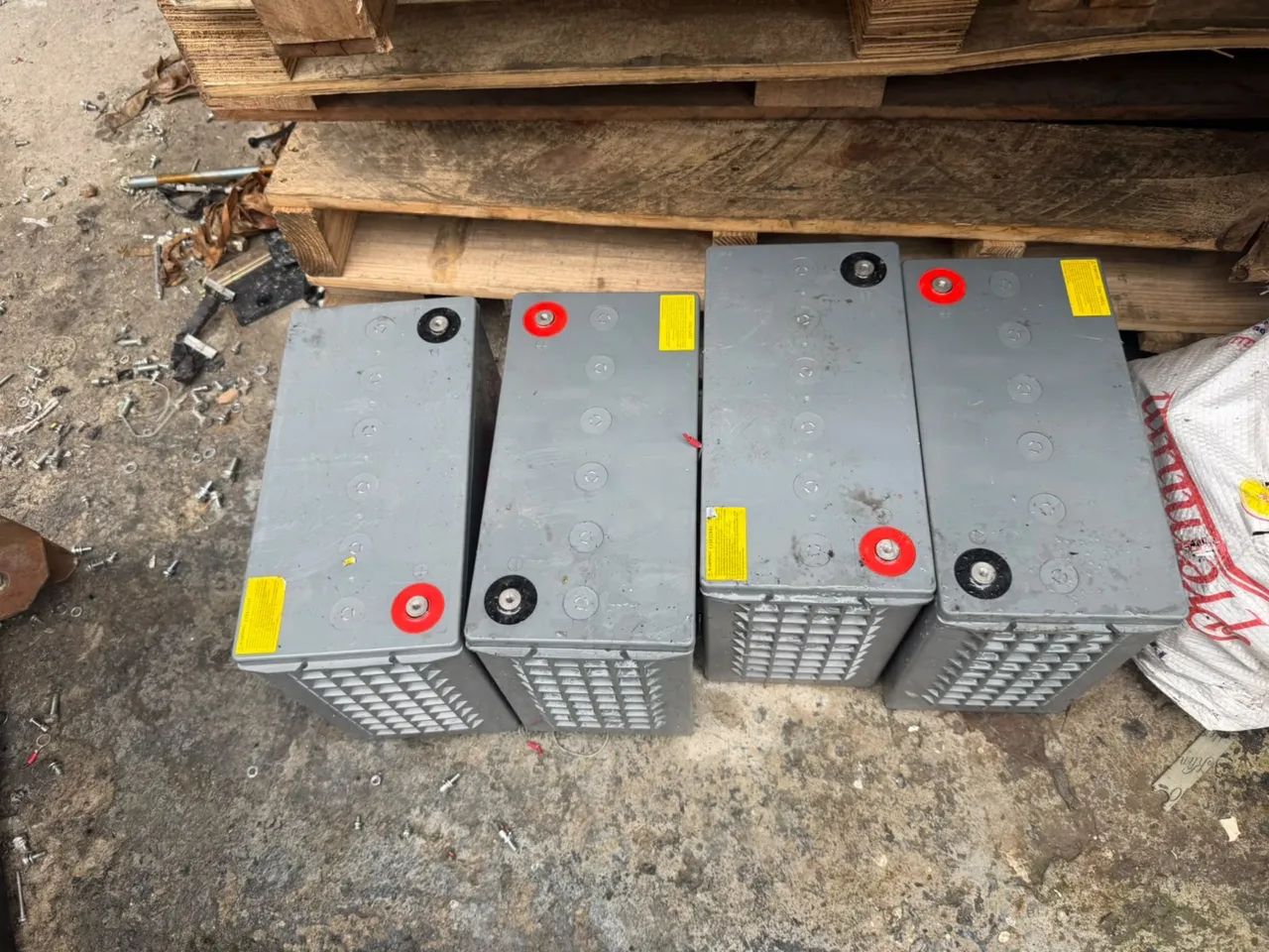 BATERIA ESTACIONÁRIA CSB 135ah ZERADA  - Foto 2