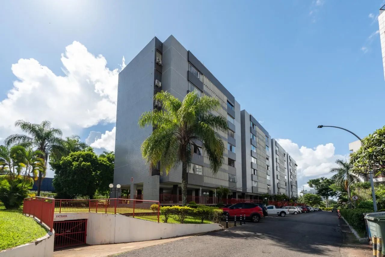 SQN 309 bloco B 2 quartos + DCE, 69 m2, sexto andar, nascente, particular
