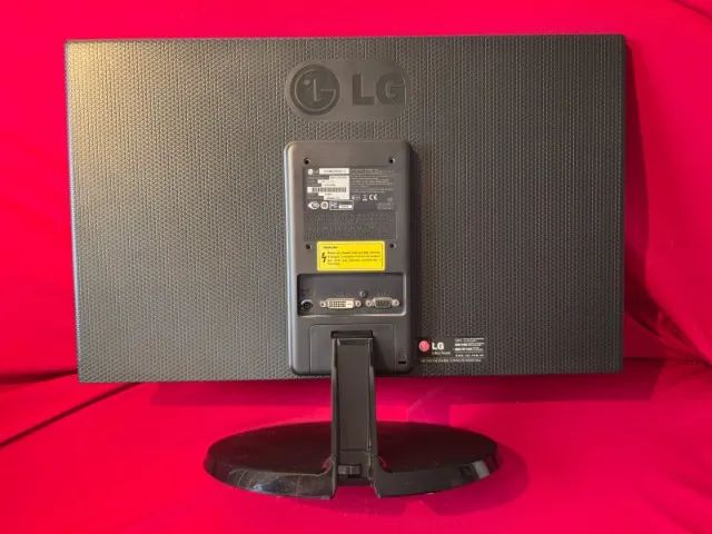Monitor LG Full HD 21,5 Polegadas DVI-D/VGA Modelo 22EA53TA - Foto 2