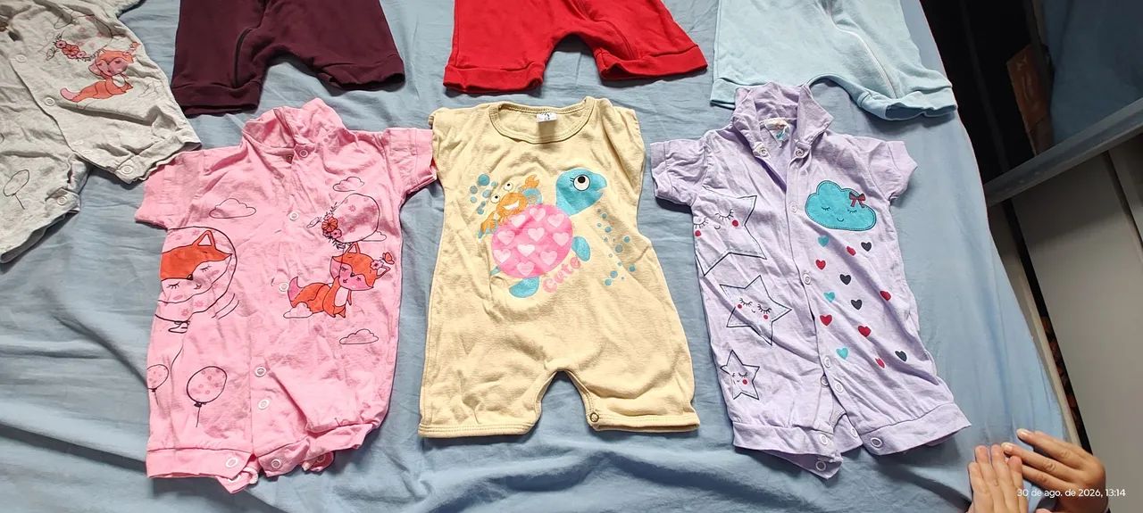 Kit com macacões infantis  - Foto 3
