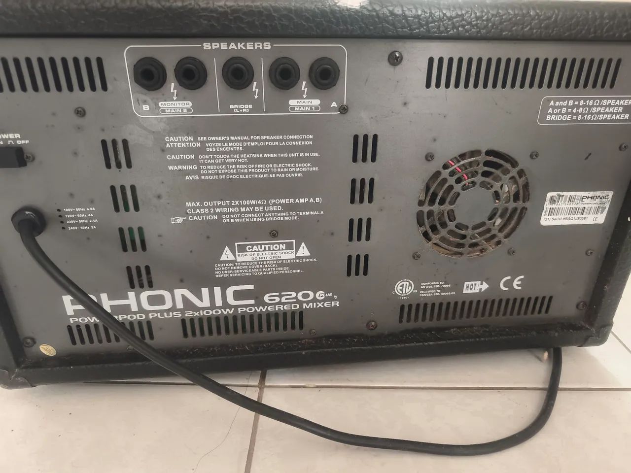 mesa de som amplificada Phonic Powerpod 620 Plus
