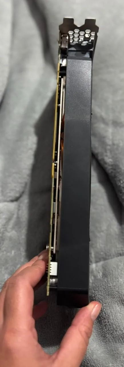 Placa de Vídeo GTX 1070 Ti PNY Dual - 8GB GDDR5 - Foto 3