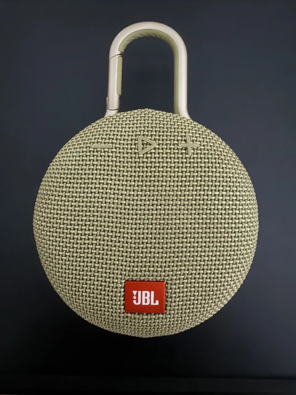 Caixa de Som JBL Clip 3 - Dourada