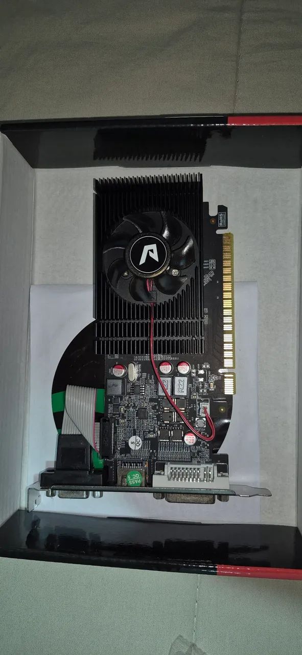 Placa de vídeo 740 4gb ddr5
